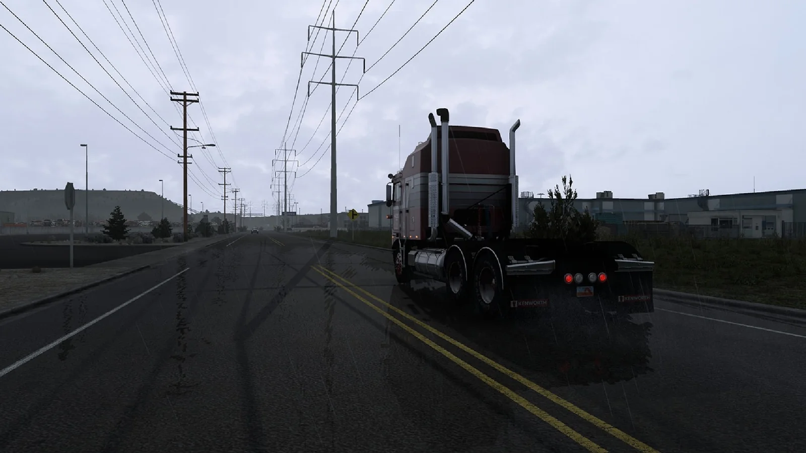 Грузовик на мокрой дороге под дождём с модом Realistic Rain для ATS