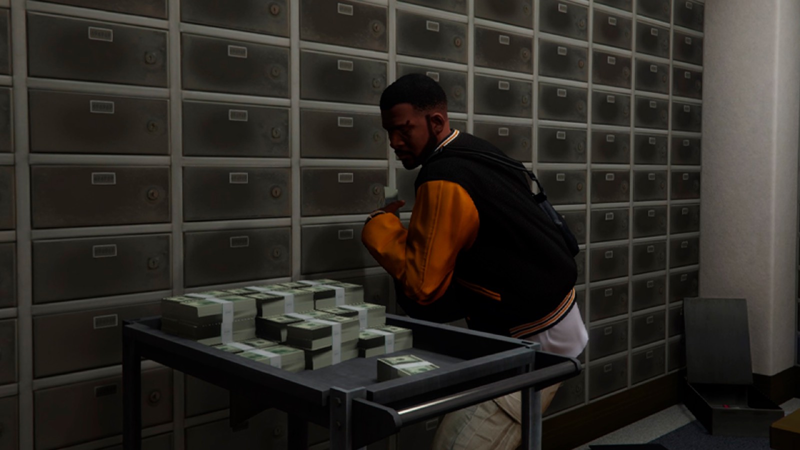 Франклин возле тележки с деньгами в хранилище — Single Player Heists